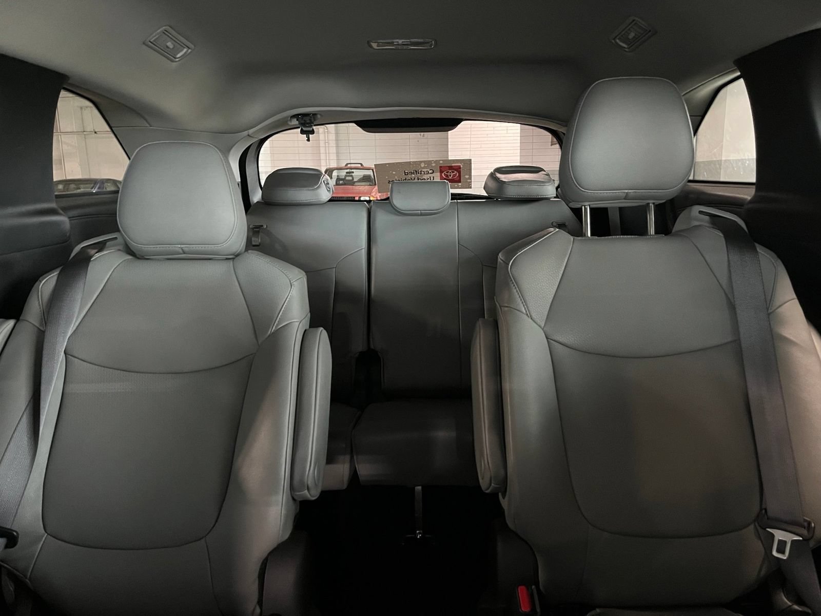 Used 2025 Toyota Sienna XLE w/ XLE Plus Package AWD/4WD image 21