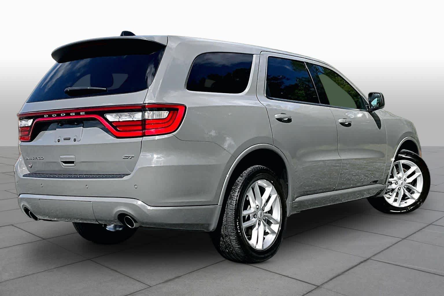 Used 2025 Dodge Durango GT AWD/4WD image 13
