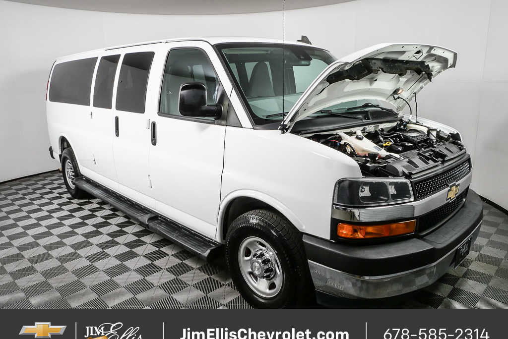 Used 2020 Chevrolet Express 3500 LT w/ LT Preferred Equipment Group RWD image 26