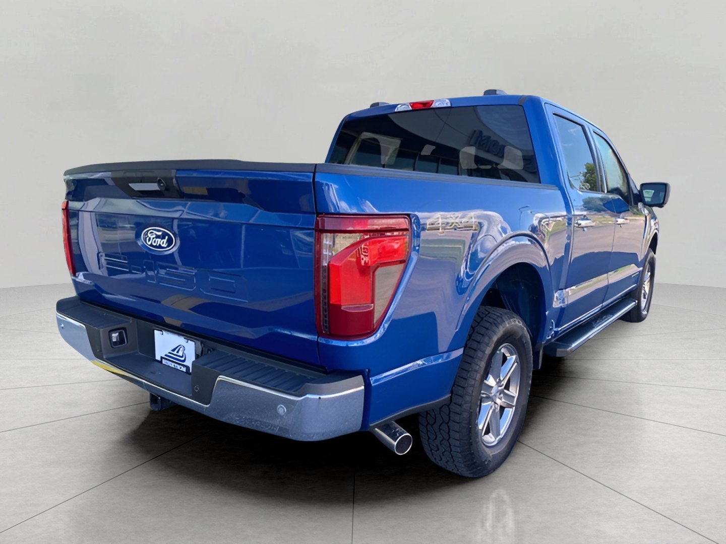 Used 2024 Ford F150 XLT w/ Mobile Office Package image 6