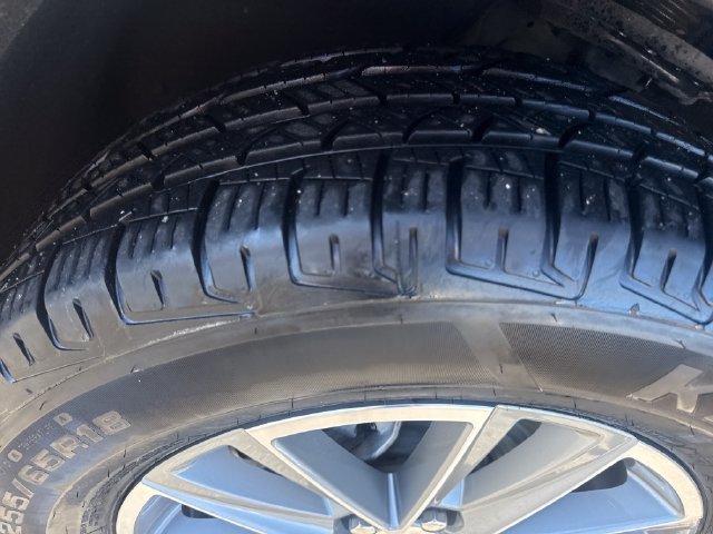 Used 2023 Chevrolet Traverse LT AWD/4WD image 25