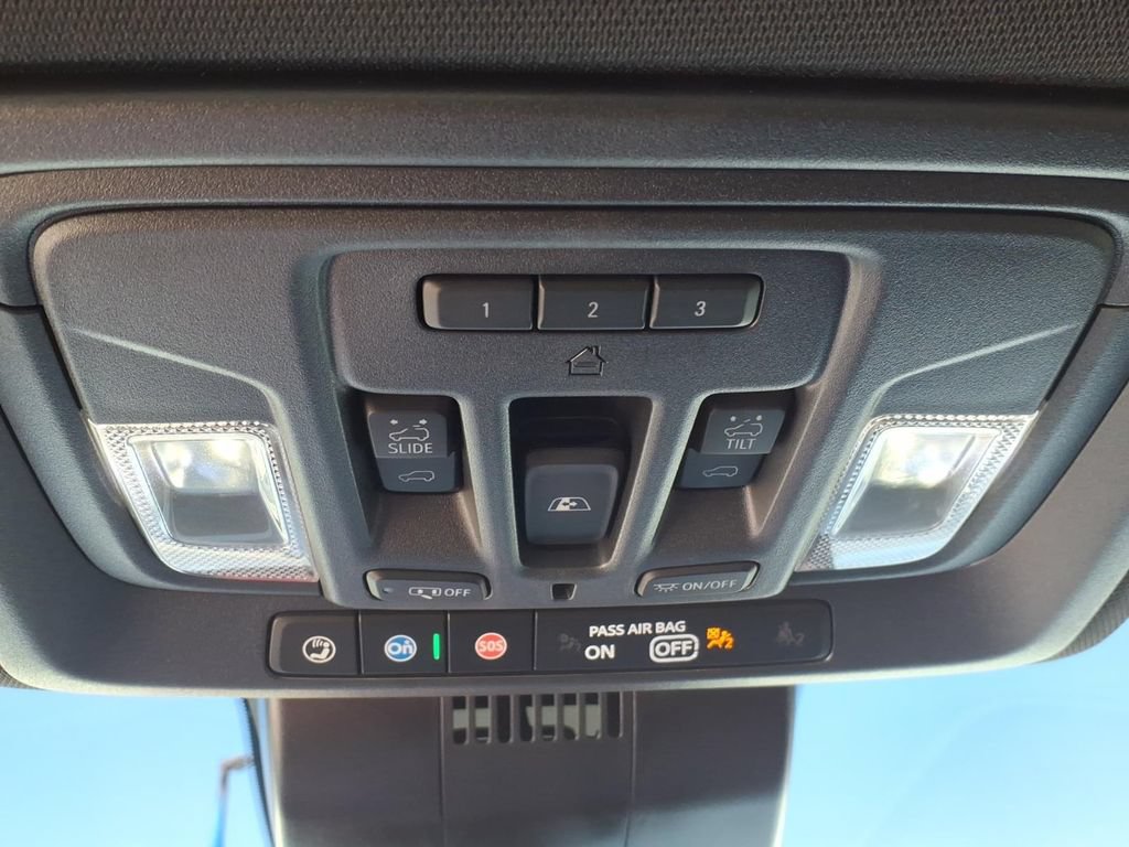 Used 2024 Chevrolet Silverado 2500 High Country AWD/4WD image 27