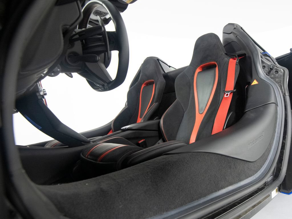 Used 2020 McLaren 720S Spider RWD image 30