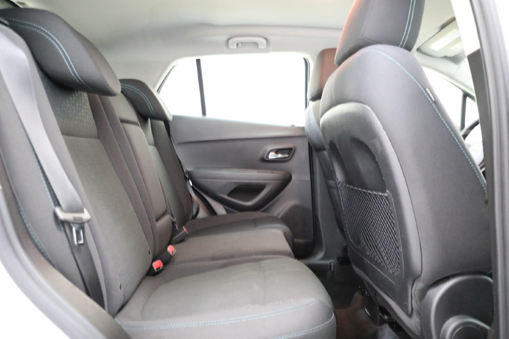 Used 2016 Chevrolet Trax LS w/ LPO, Cargo Package FWD image 10