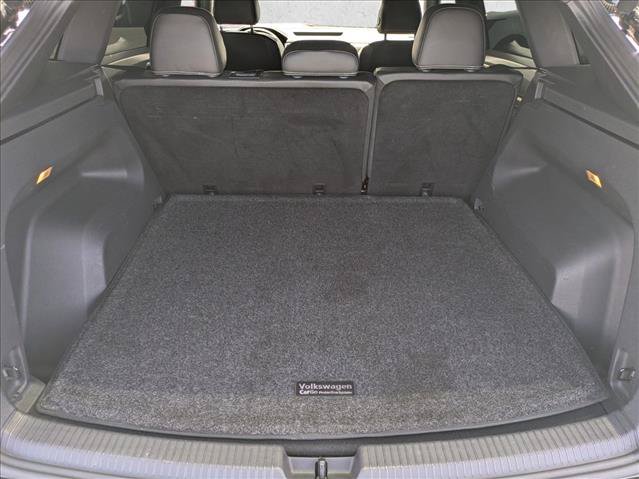 Used 2021 Volkswagen Atlas Cross Sport SE w/ Panoramic Sunroof Package FWD image 6