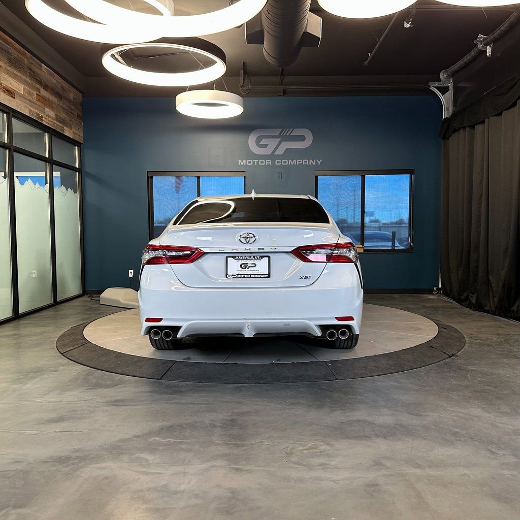 Used 2023 Toyota Camry XSE image 4