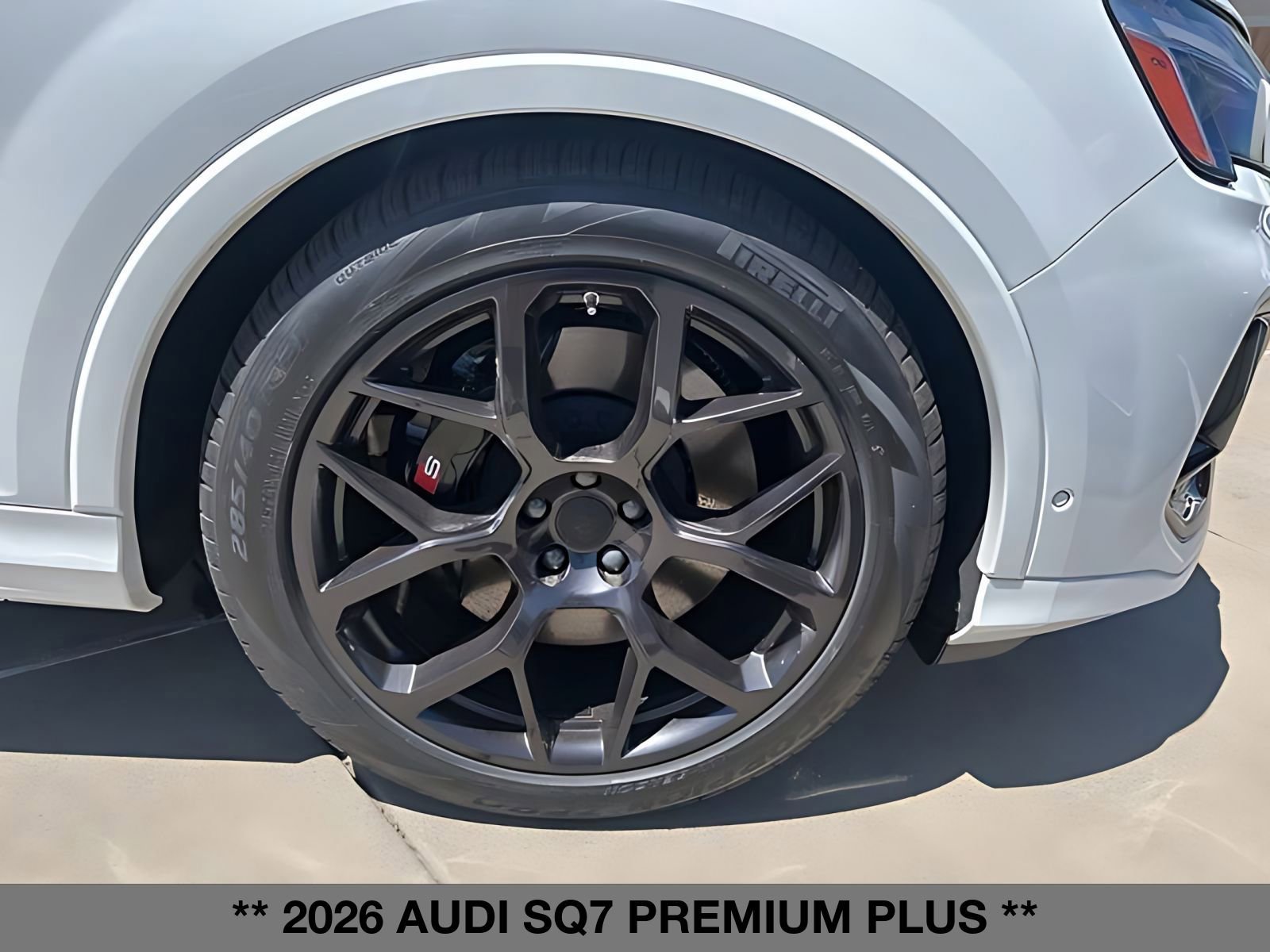 New 2026 Audi SQ7 Premium Plus AWD/4WD image 11