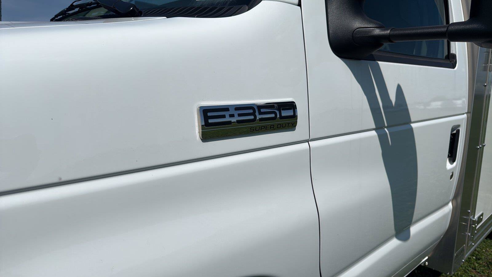 New 2027 Ford E-350 and Econoline 350 Super Duty w/ Power Equipment Group RWD image 24