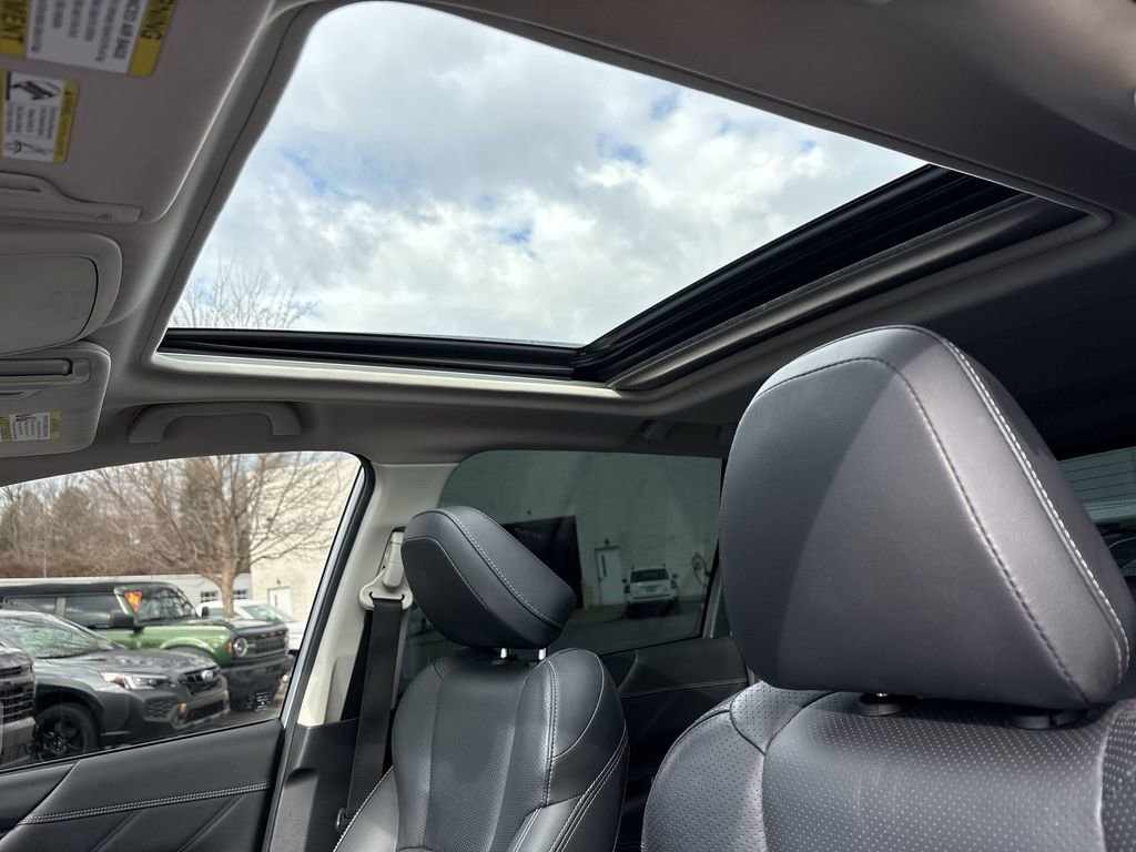 Used 2021 Subaru Forester Limited image 21