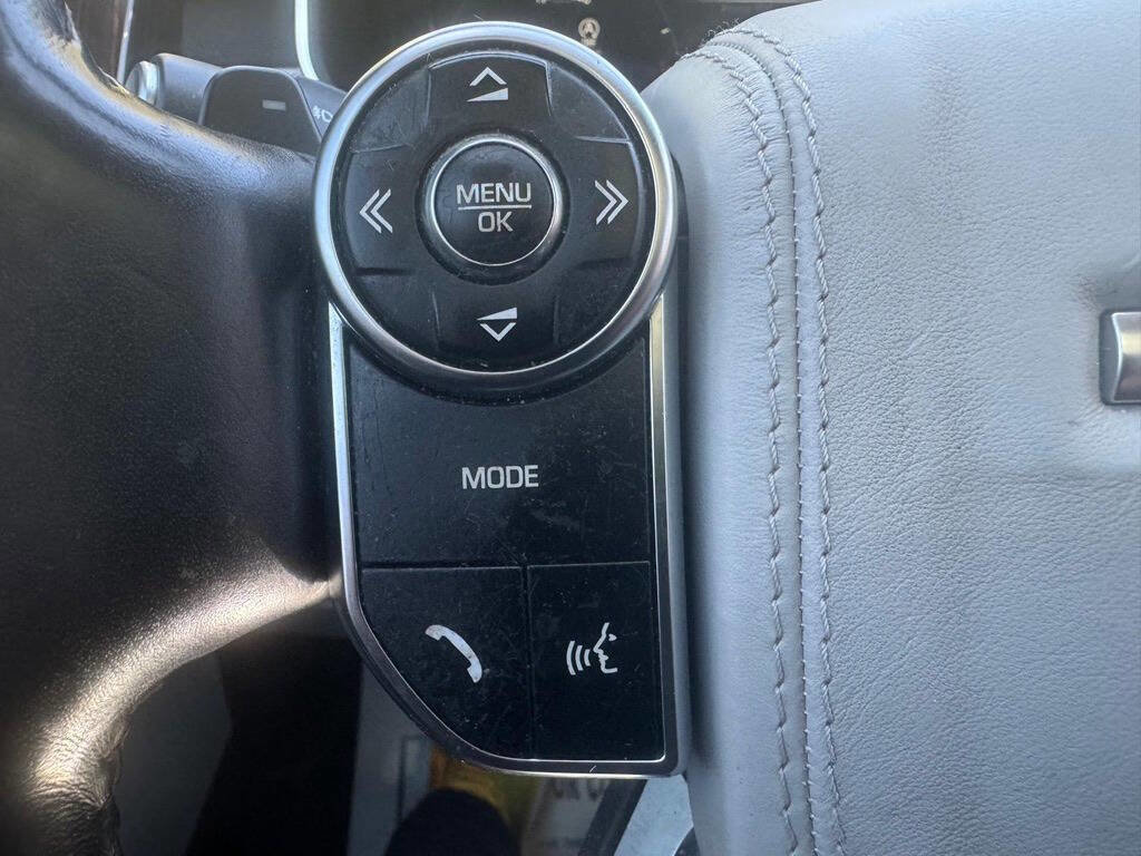 Used 2015 Land Rover Range Rover Supercharged image 18