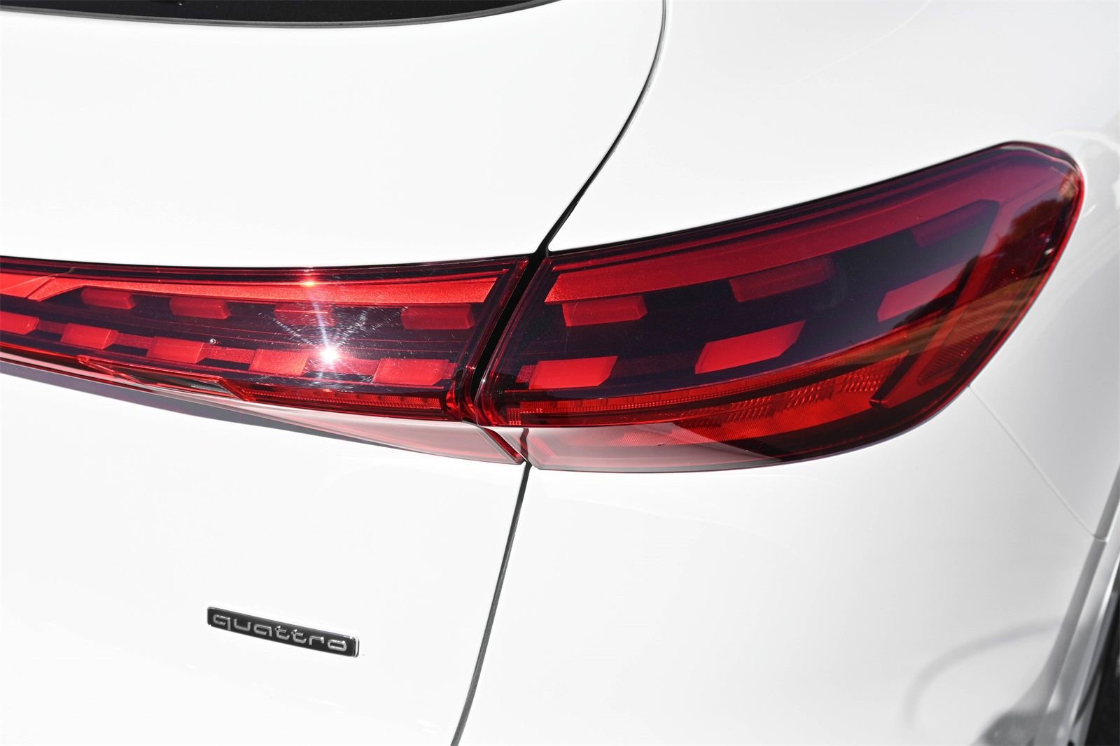 Certified 2025 Audi Q5 Premium Plus w/ Premium Plus image 9