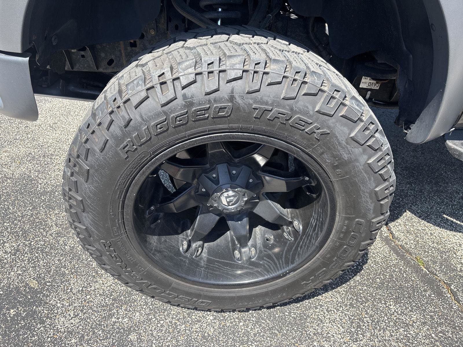 Used 2014 Ford F150 Raptor w/ Equipment Group 801A Luxury AWD/4WD image 30