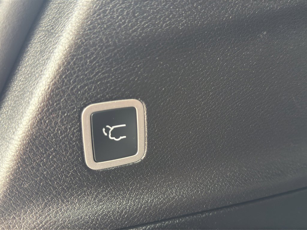 Used 2026 Chrysler Pacifica Select image 27