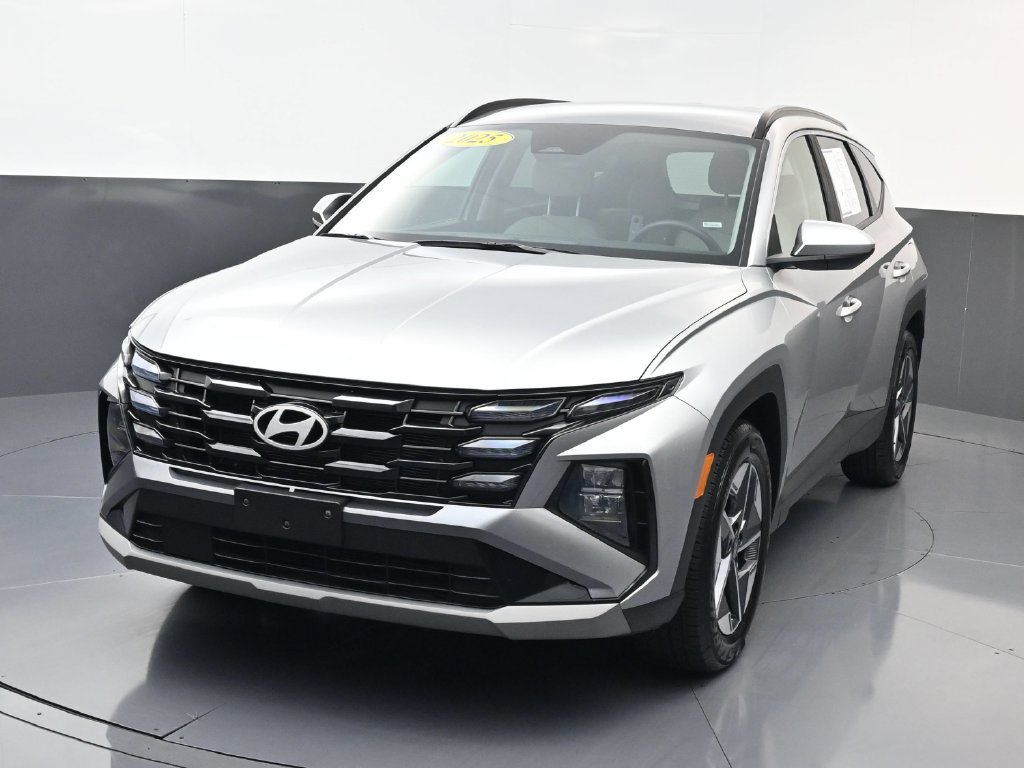 Certified 2025 Hyundai Tucson SEL FWD image 8