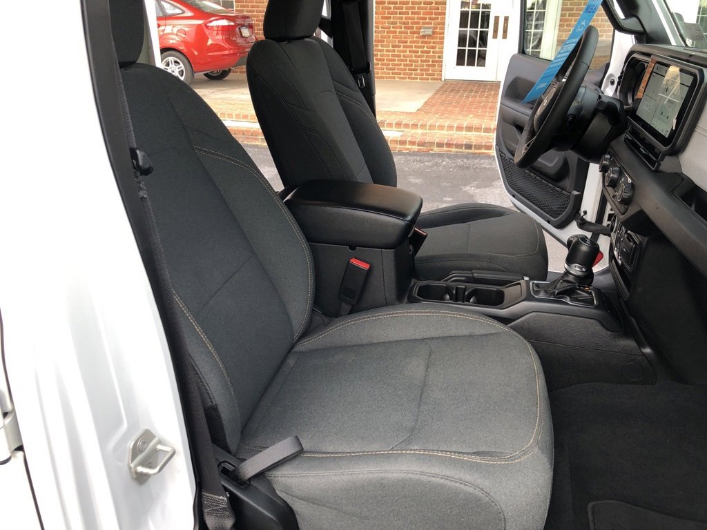 Used 2024 Jeep Wrangler Sport S image 44