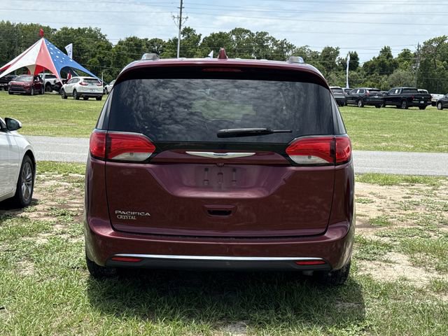 Used 2018 Chrysler Pacifica Touring-L Plus w/ Advanced Safetytec Group FWD image 8