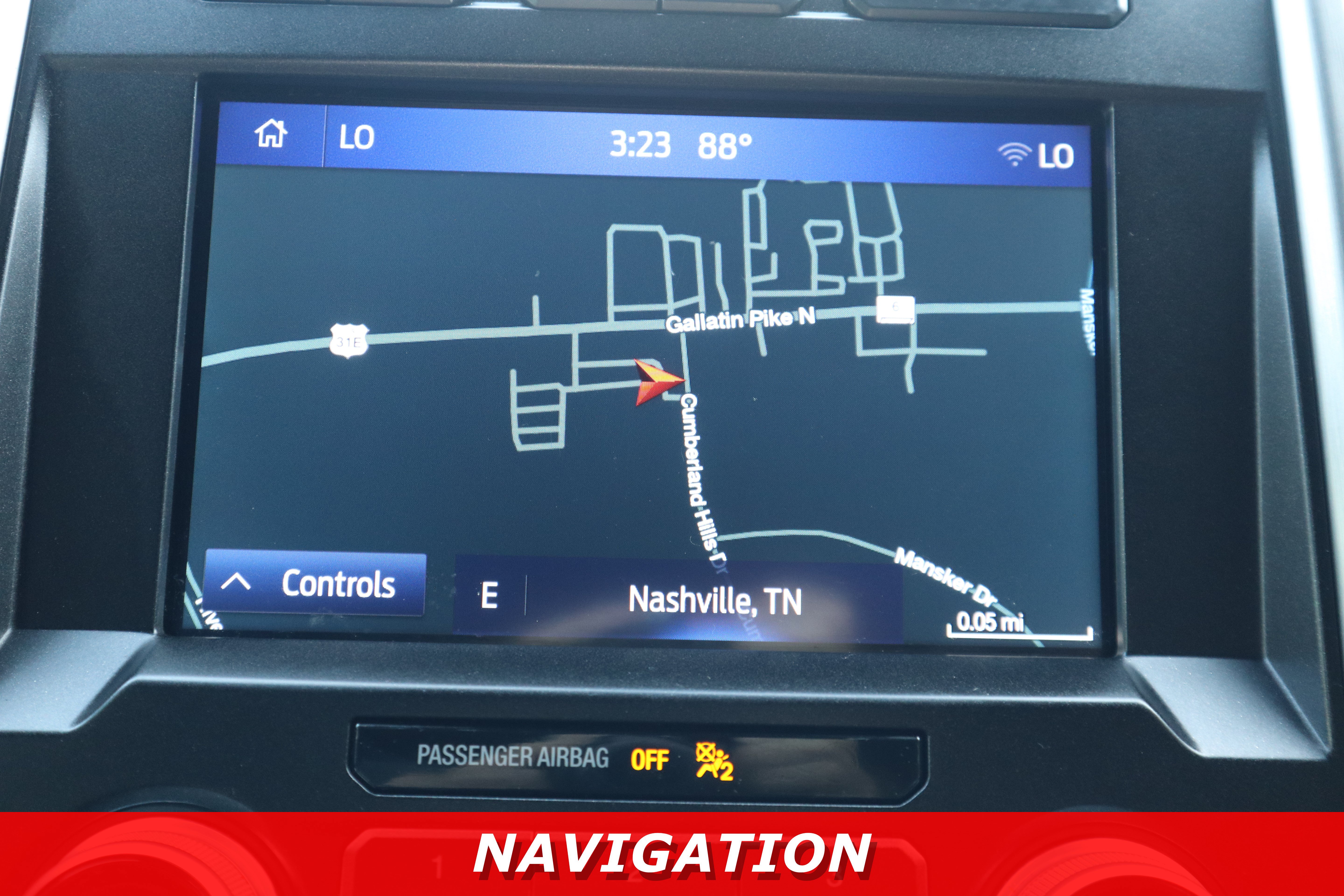 Used 2018 Ford F150 Platinum w/ Equipment Group 701A Luxury AWD/4WD image 21