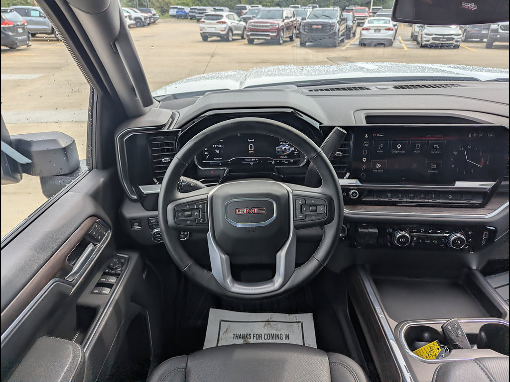 Used 2025 GMC Sierra 2500 SLT AWD/4WD image 3
