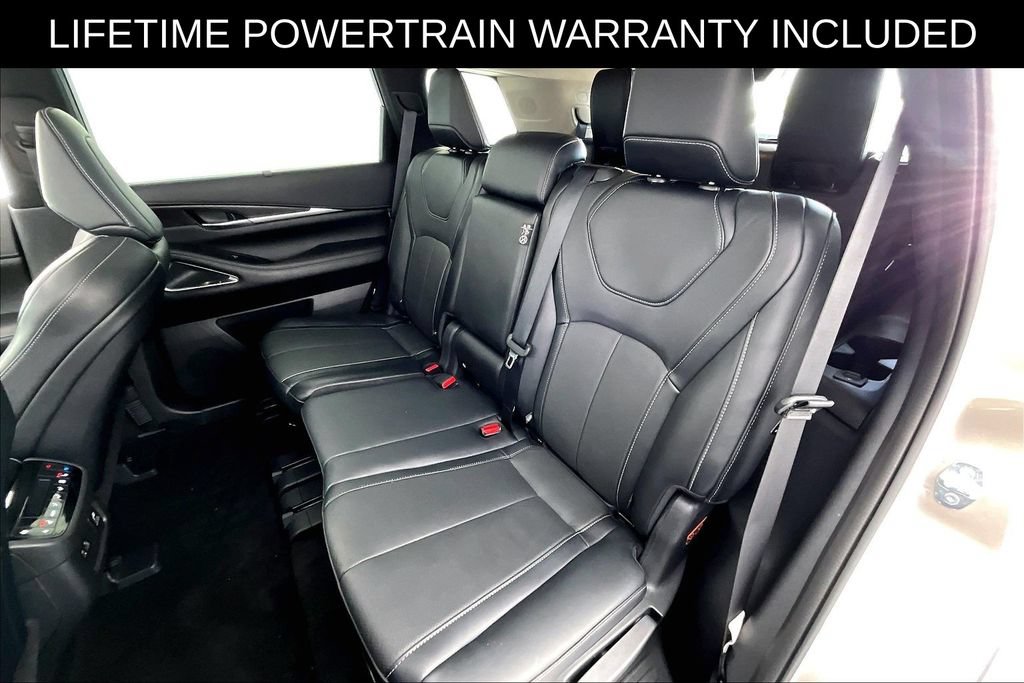 Used 2023 INFINITI QX60 Sensory w/ Vision Package AWD/4WD image 34