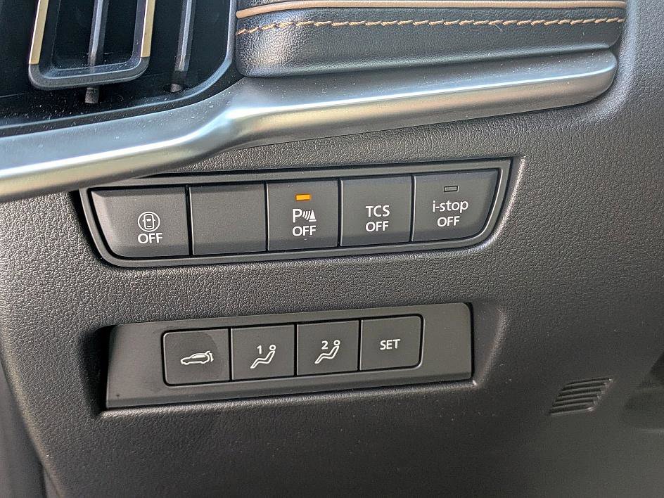 Certified 2025 MAZDA CX-90 3.3 Turbo S w/ Premium Package image 17