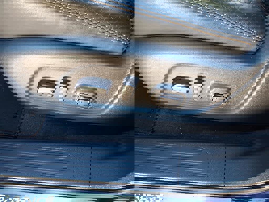 Certified 2023 Nissan Murano Platinum w/ Cargo Package image 17