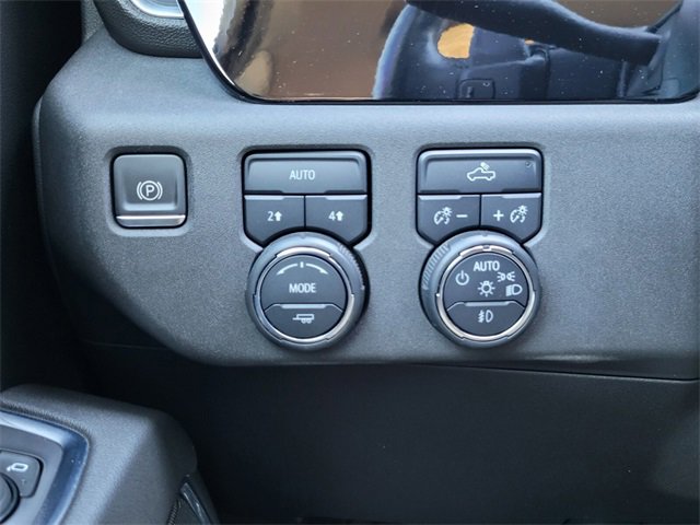 Used 2022 Chevrolet Silverado 1500 RST image 38