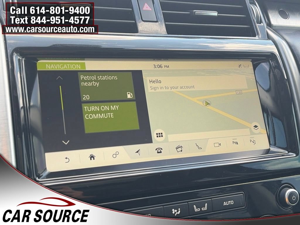 Used 2017 Land Rover Discovery First Edition AWD/4WD image 23