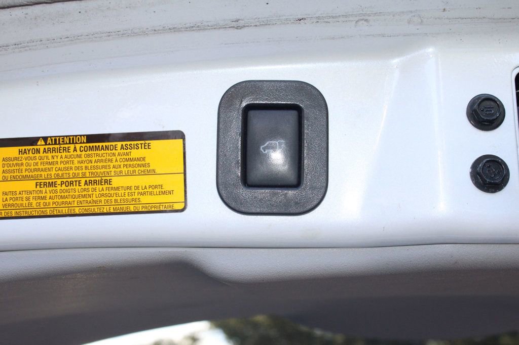 Used 2013 Toyota Venza XLE image 26