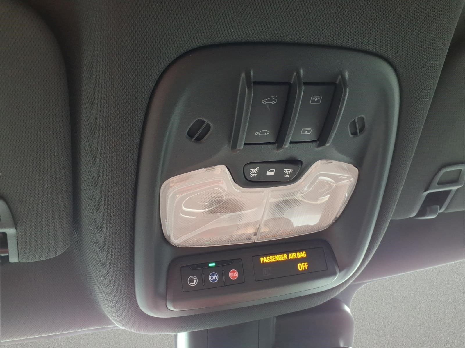 Used 2025 Chevrolet TrailBlazer ACTIV w/ Convenience Package AWD/4WD image 24