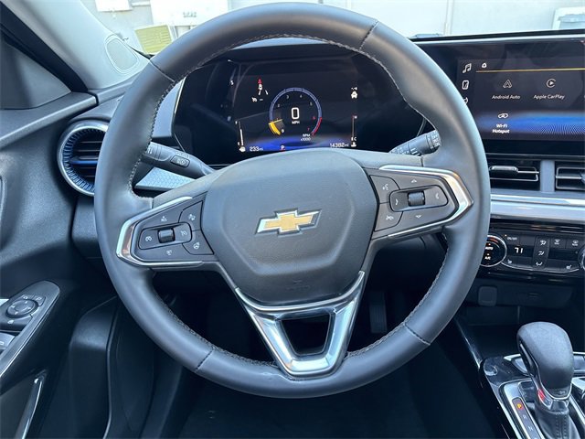 Used 2024 Chevrolet Trax LT w/ LT Convenience Package image 12