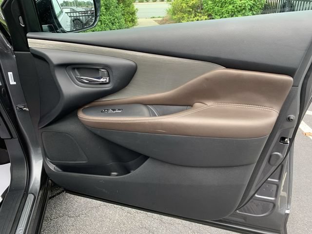 Used 2015 Nissan Murano Platinum w/ Platinum Technology Package AWD/4WD image 13