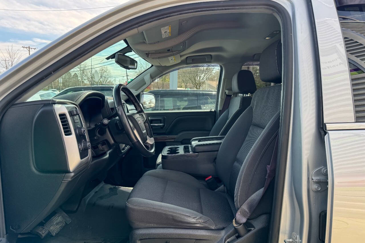 Used 2017 GMC Sierra 1500 SLE w/ SLE Value Package image 21