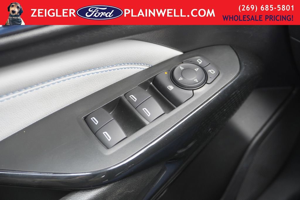 Used 2025 Chevrolet Trax LT w/ LT Convenience Package image 28