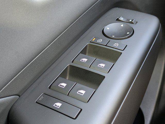 New 2026 Hyundai Kona Limited FWD image 24