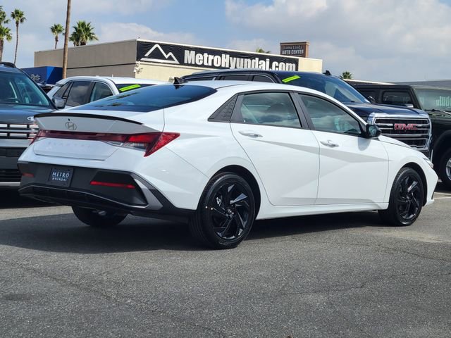 New 2026 Hyundai Elantra Sport image 2