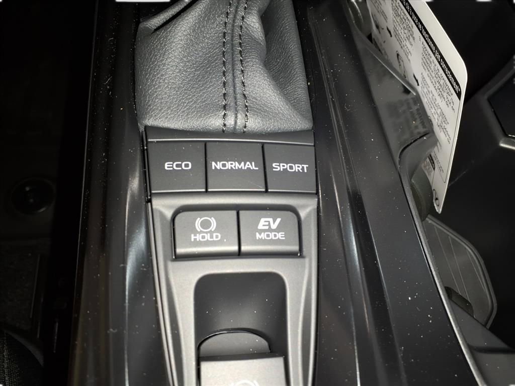 Used 2026 Toyota Camry LE w/ Convenience Package FWD image 18