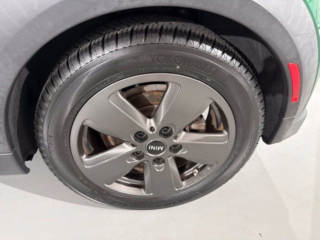 Used 2022 MINI Cooper 2-Door Hardtop FWD image 7