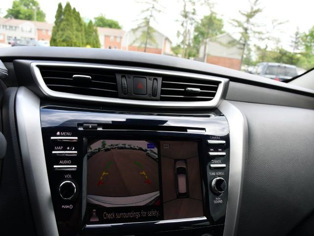 Used 2022 Nissan Murano SL w/ Cargo Package image 16