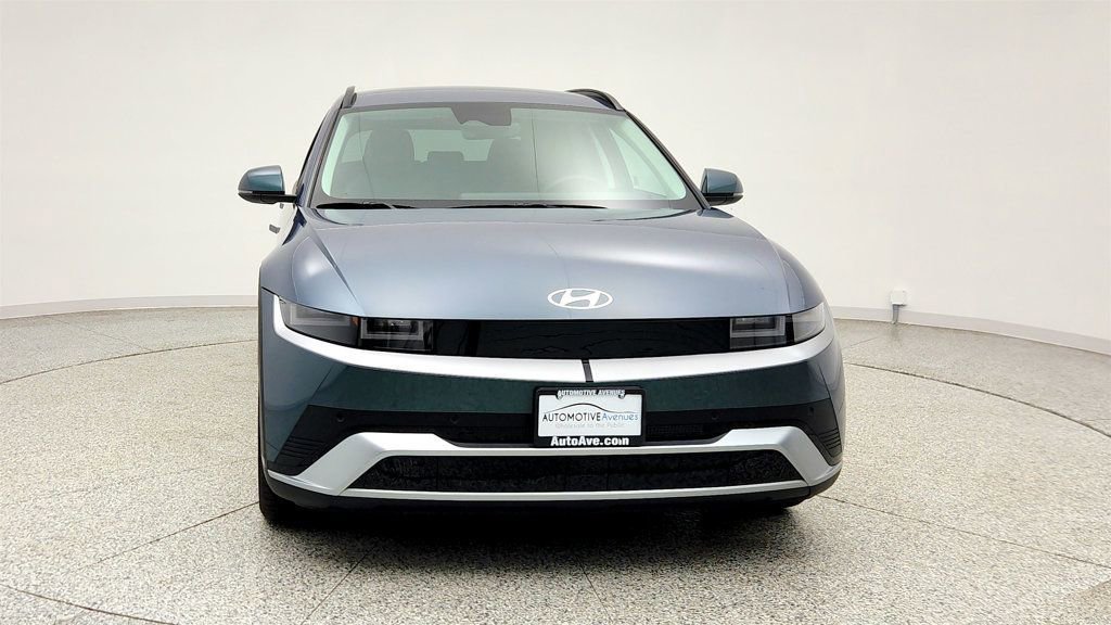 Used 2025 Hyundai Ioniq 5 SEL RWD image 2