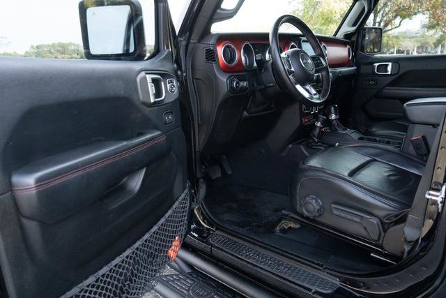 Used 2018 Jeep Wrangler Unlimited Rubicon w/ Dual Top Group image 11