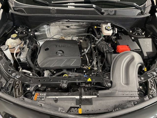 Used 2023 Buick Encore GX Essence w/ Experience Buick Package image 29