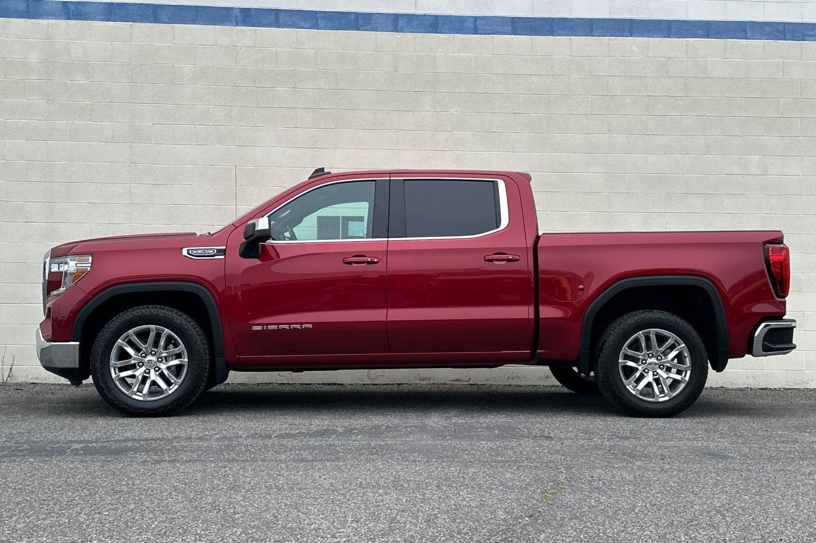 Certified 2020 GMC Sierra 1500 SLE w/ SLE Value Package image 7