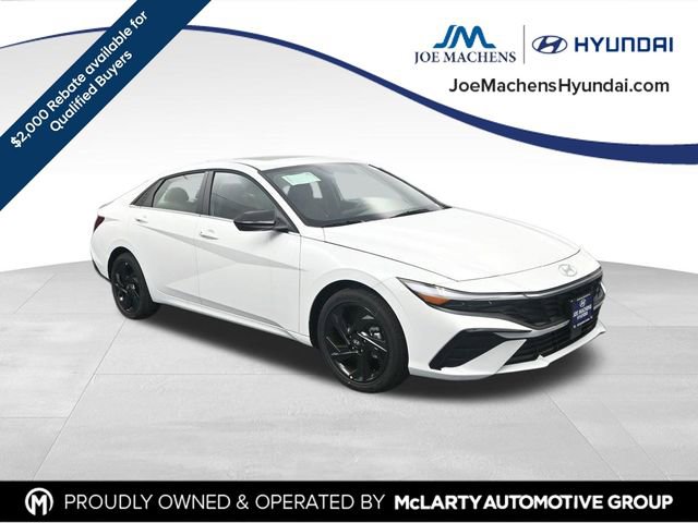 New 2026 Hyundai Elantra SEL Sport Premium FWD image 2