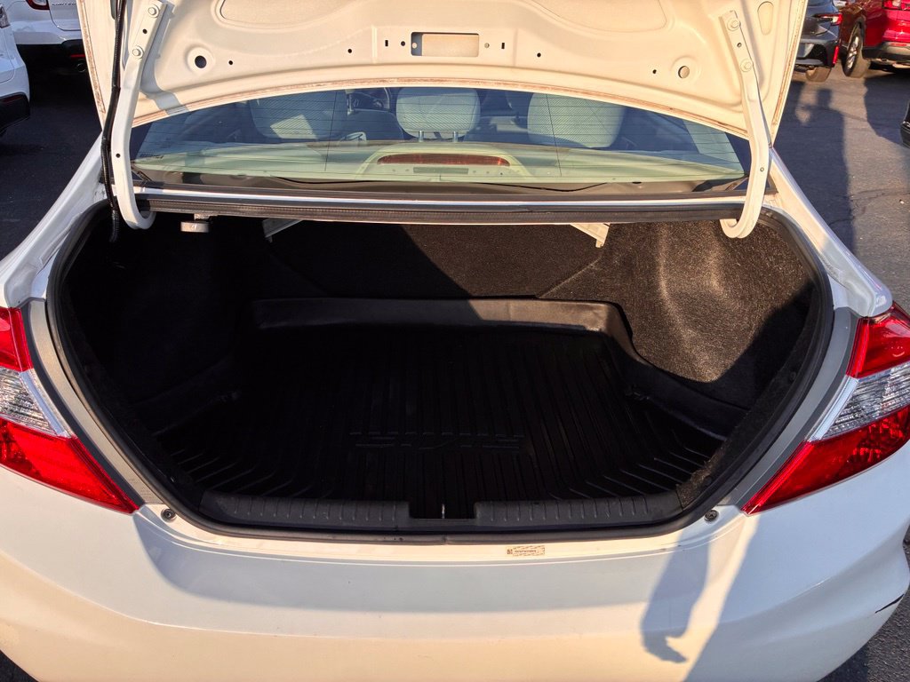 Used 2012 Honda Civic LX image 12