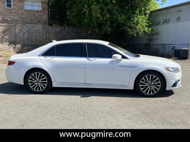 Used 2018 Lincoln Continental Select image 8