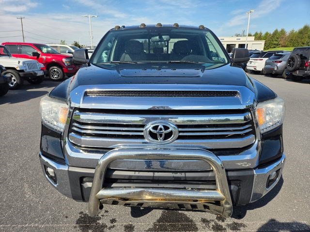 Used 2016 Toyota Tundra SR5 w/ SR5 Upgrade Package AWD/4WD image 19