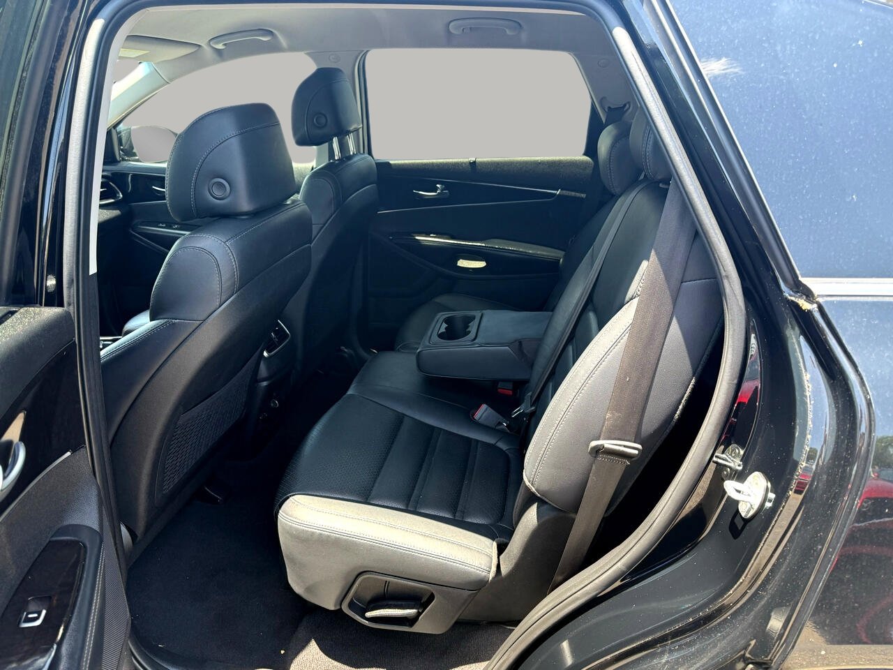 Used 2017 Kia Sorento EX image 18