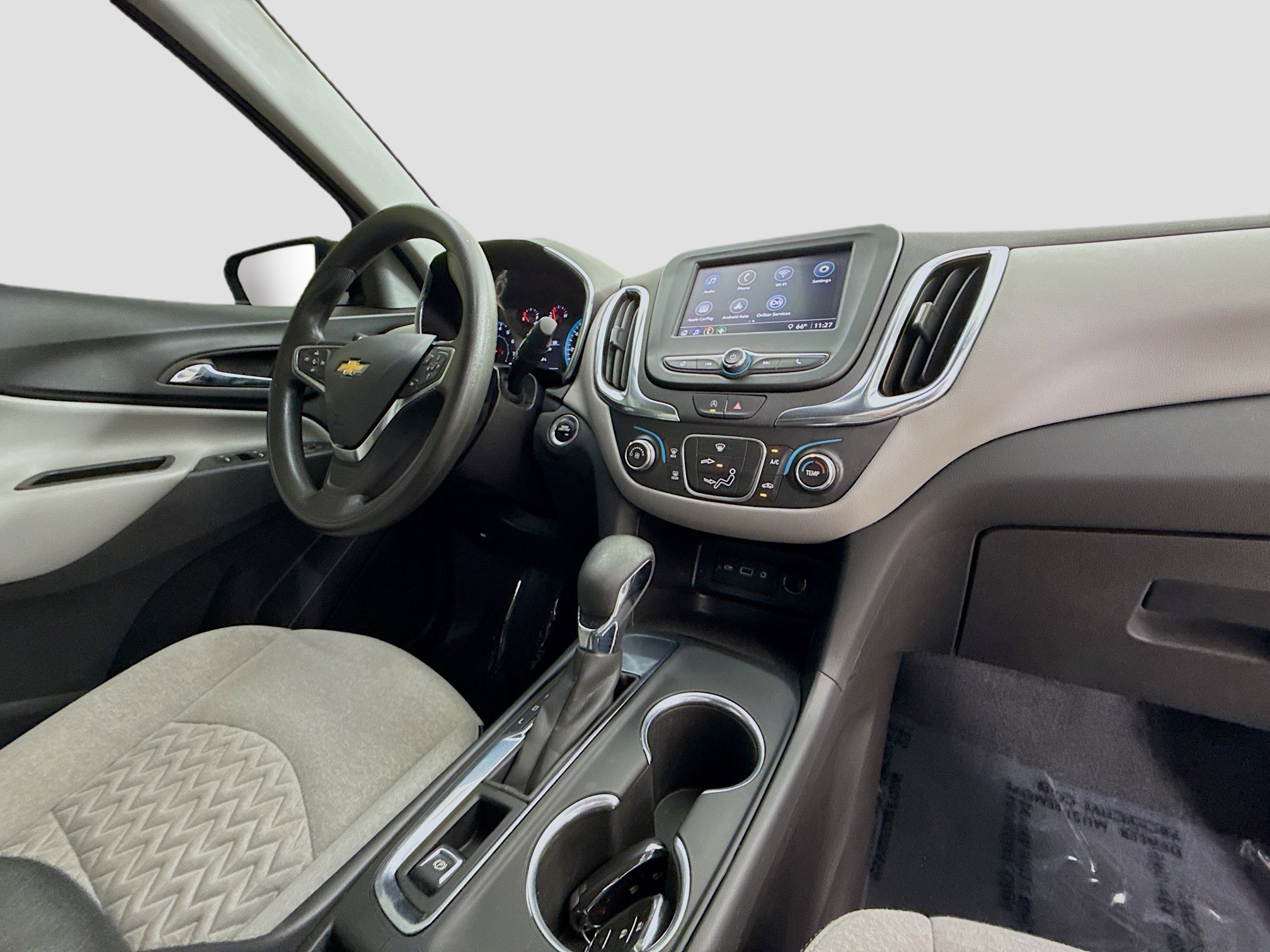 Used 2024 Chevrolet Equinox LS image 33