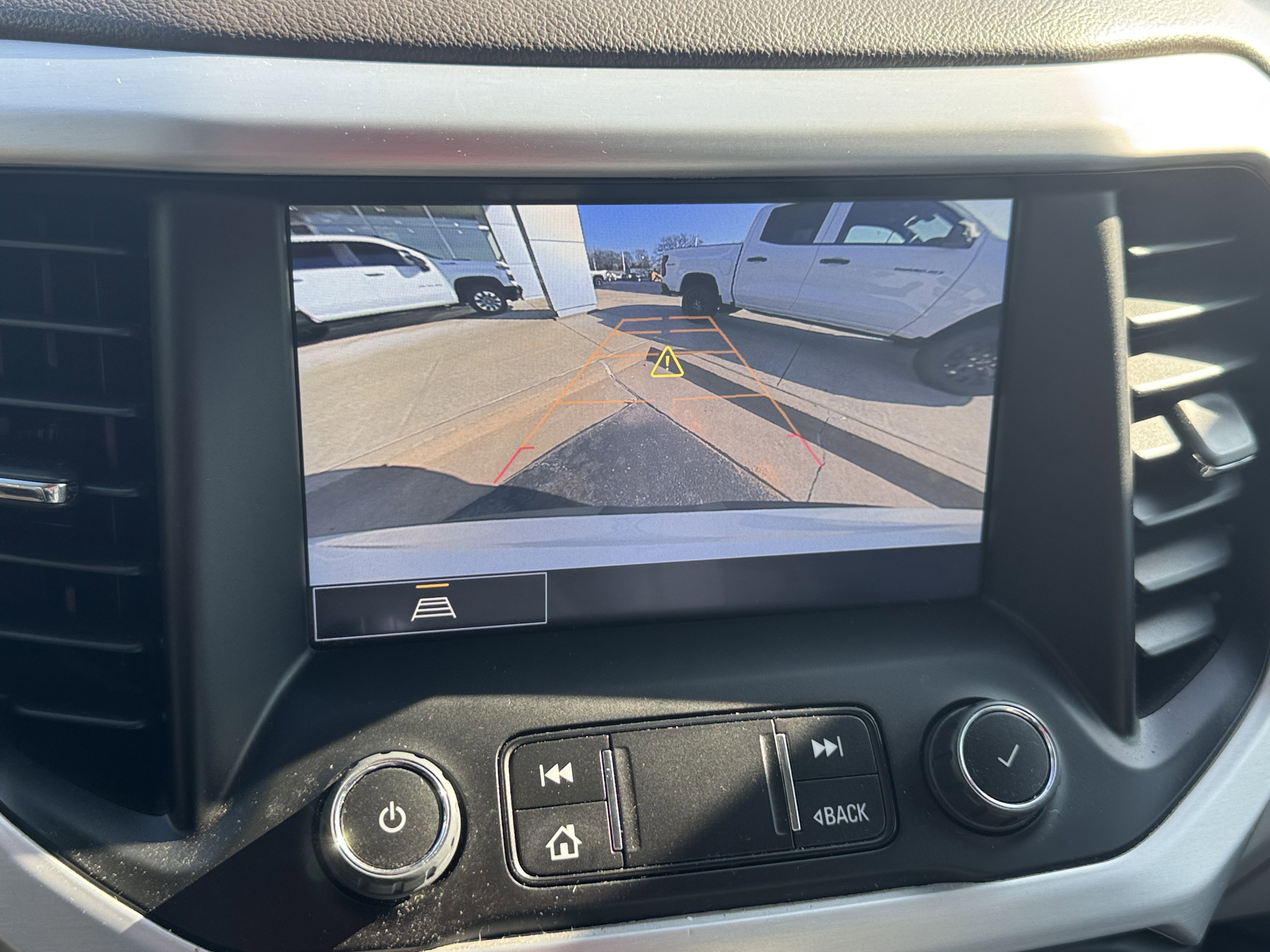 Used 2023 GMC Acadia SLT w/ Preferred Package FWD image 22