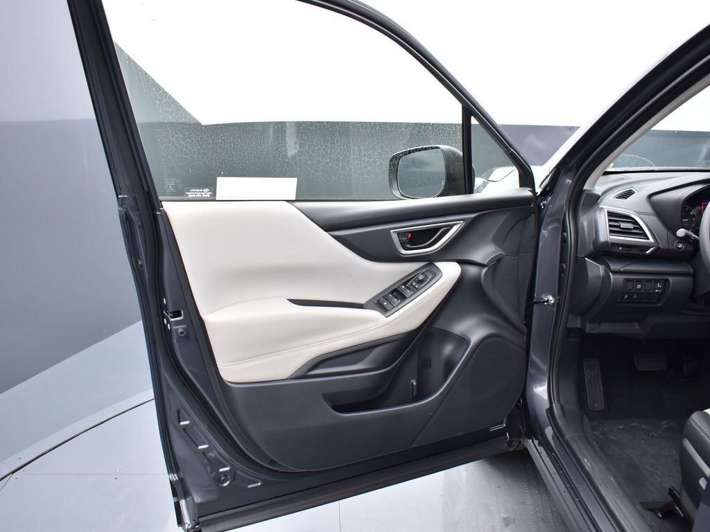 Certified 2023 Subaru Forester image 11